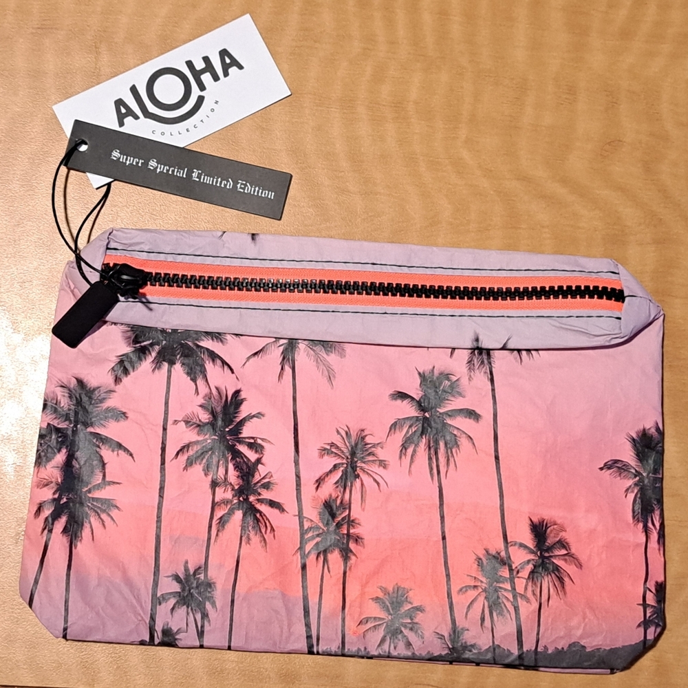 ALOHA Collection X Samudra Tangelle Special Edition Small Pouch